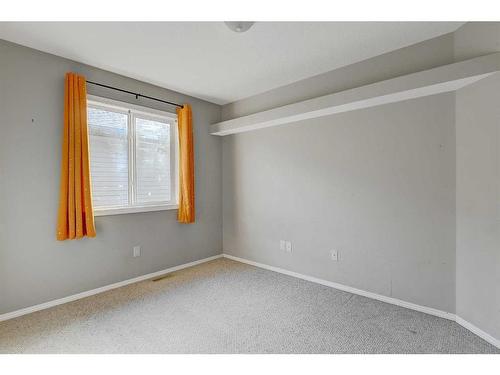 9221 115 Avenue, Grande Prairie, AB - Indoor Photo Showing Other Room