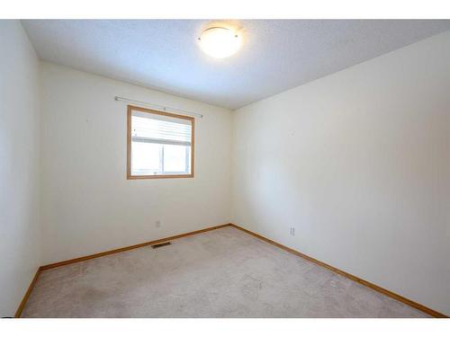 10644 76 Avenue, Grande Prairie, AB - Indoor Photo Showing Other Room