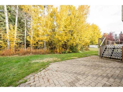 9326 Wedgewood Drive, Wedgewood, AB - Outdoor