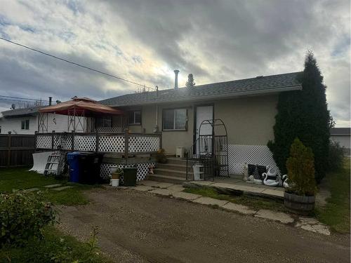 4912 52 Street, Grimshaw, AB - Outdoor