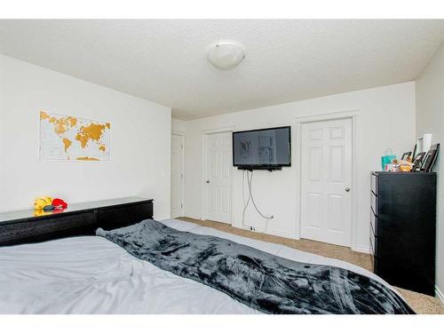 7105 88 Street, Grande Prairie, AB - Indoor Photo Showing Bedroom