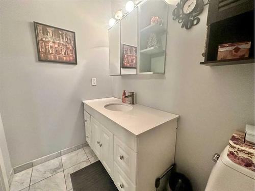 7209 96 Street, Peace River, AB - Indoor Photo Showing Bathroom