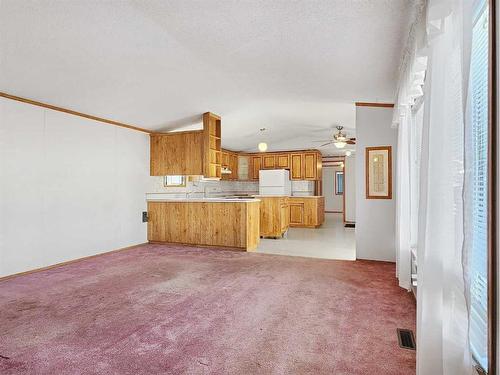 221 Mawdsley Crescent, Grande Cache, AB - Indoor Photo Showing Other Room