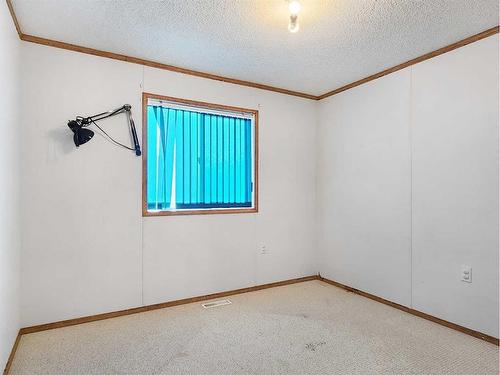 221 Mawdsley Crescent, Grande Cache, AB - Indoor Photo Showing Other Room