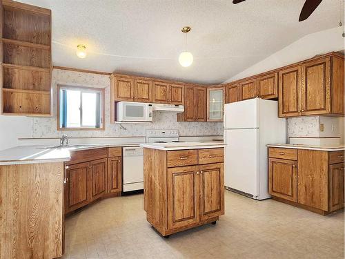 221 Mawdsley Crescent, Grande Cache, AB - Indoor Photo Showing Kitchen