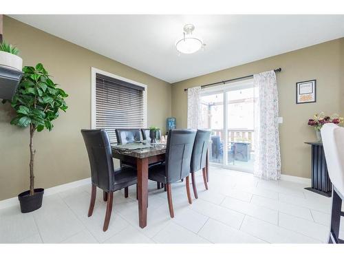 8730 72 Avenue, Grande Prairie, AB - Indoor Photo Showing Dining Room