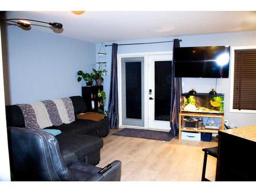 11307 91 Street, Peace River, AB - Indoor Photo Showing Other Room