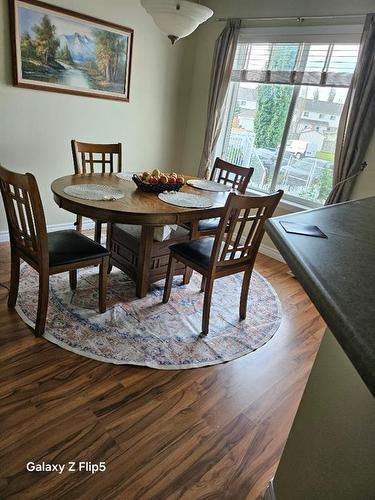 3 Pinnacle Boulevard, Grande Prairie, AB - Indoor Photo Showing Dining Room