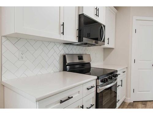 11445 95 Street, Clairmont, AB - Indoor Photo Showing Kitchen