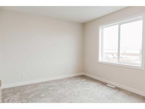 11445 95 Street, Clairmont, AB - Indoor Photo Showing Other Room