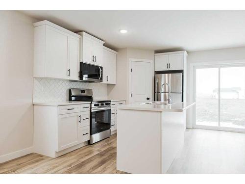 11445 95 Street, Clairmont, AB - Indoor Photo Showing Kitchen