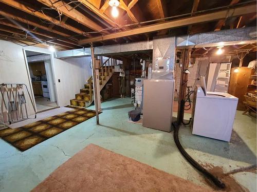 9814 95 Avenue, Peace River, AB - Indoor Photo Showing Basement