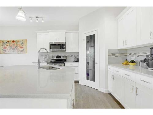 10414 135 Avenue, Grande Prairie, AB - Indoor Photo Showing Kitchen With Double Sink With Upgraded Kitchen