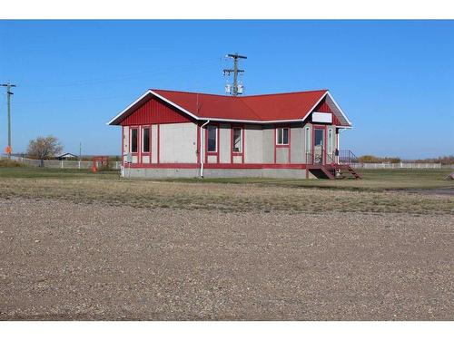 902 Main Street, Manning, AB 