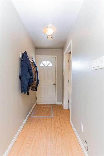 9905 99 Avenue, Sexsmith, AB - Indoor Photo Showing Other Room