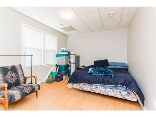 9905 99 Avenue, Sexsmith, AB - Indoor Photo Showing Bedroom