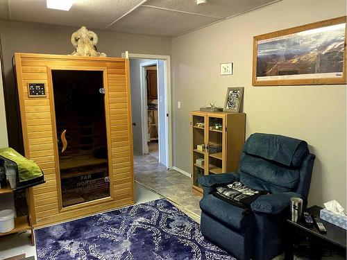 4706 55 Street, Grimshaw, AB - Indoor