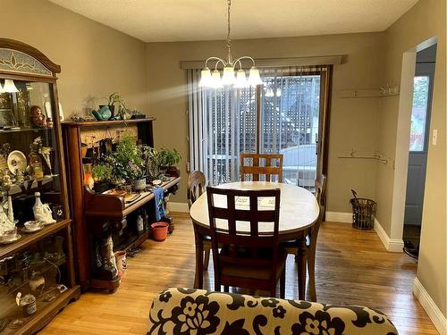 4706 55 Street, Grimshaw, AB - Indoor Photo Showing Dining Room