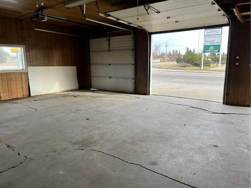 8302 Patterson Drive, Grande Prairie, AB - Indoor Photo Showing Garage