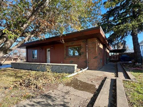 5015 46 Street, Valleyview, AB - Outdoor