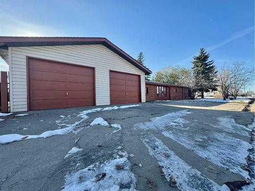 5015 46 Street, Valleyview, AB - Outdoor