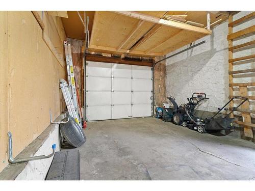 11709 95 Street, Grande Prairie, AB - Indoor Photo Showing Garage