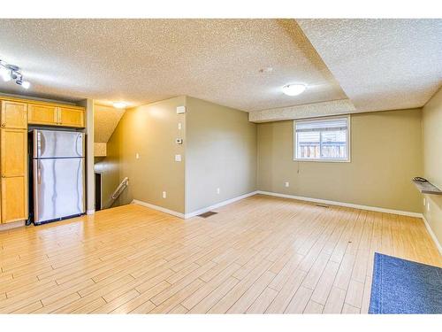 7141 114A Street, Grande Prairie, AB - Indoor Photo Showing Other Room