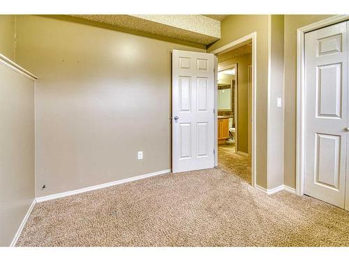 7141 114A Street, Grande Prairie, AB - Indoor Photo Showing Other Room