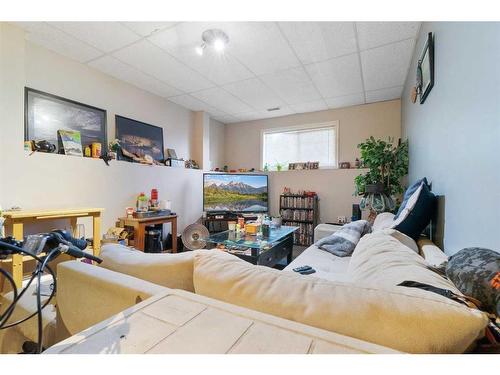 8809 66 Avenue, Grande Prairie, AB - Indoor