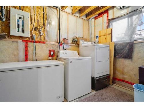 8809 66 Avenue, Grande Prairie, AB - Indoor Photo Showing Laundry Room