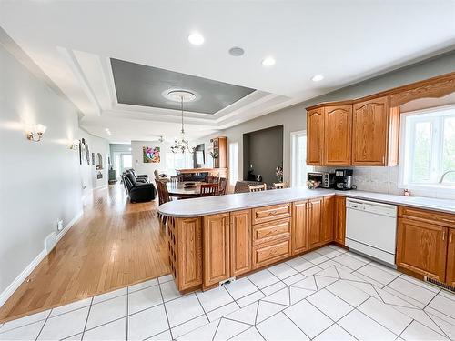 513 1St B Street Sw, Falher, AB - Indoor Photo Showing Kitchen