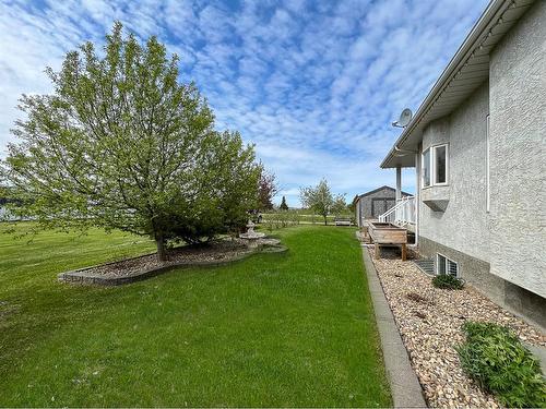 513 1St B Street Sw, Falher, AB - Outdoor