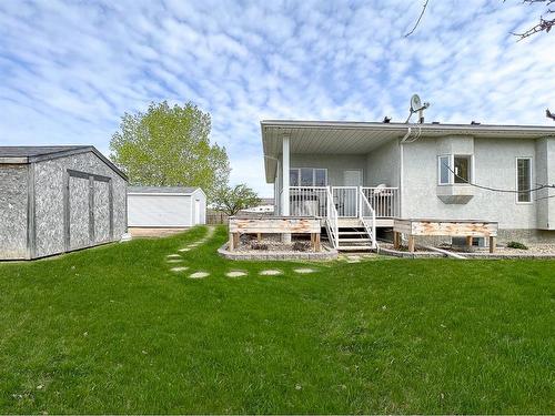 513 1St B Street Sw, Falher, AB - Outdoor