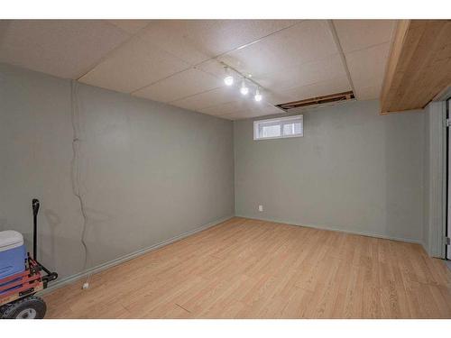 7413 98B St, Peace River, AB - Indoor Photo Showing Basement