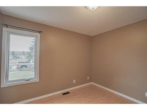 7413 98B St, Peace River, AB - Indoor Photo Showing Other Room