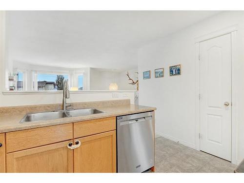 9514 91 Street, Grande Prairie, AB - Indoor Photo Showing Kitchen With Double Sink