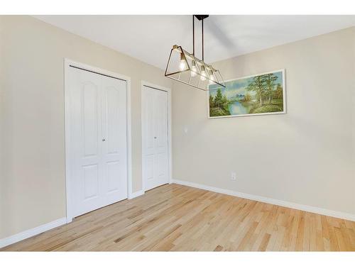 9514 91 Street, Grande Prairie, AB - Indoor Photo Showing Other Room