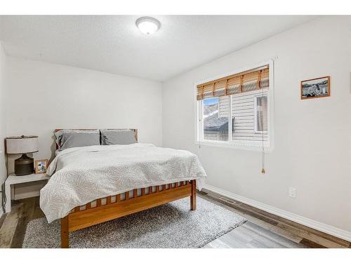 9514 91 Street, Grande Prairie, AB - Indoor Photo Showing Bedroom