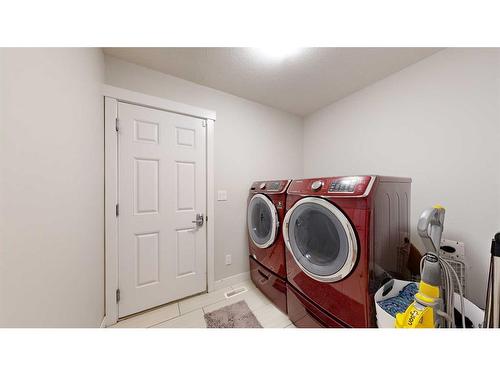 11329 62 Avenue, Grande Prairie, AB - Indoor Photo Showing Laundry Room