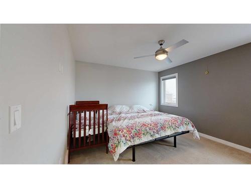 11329 62 Avenue, Grande Prairie, AB - Indoor Photo Showing Bedroom