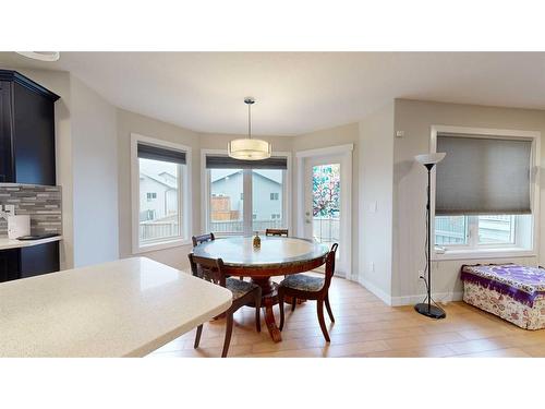 11329 62 Avenue, Grande Prairie, AB - Indoor Photo Showing Dining Room