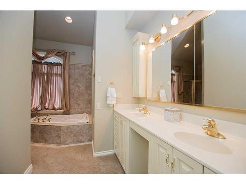 12602 Lakeshore Drive, Grande Prairie, AB - Indoor Photo Showing Bathroom