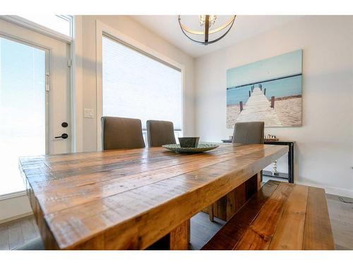 8518 71A Avenue, Grande Prairie, AB - Indoor Photo Showing Dining Room