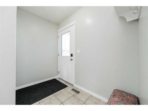 8709 65 Avenue, Grande Prairie, AB - Indoor Photo Showing Other Room