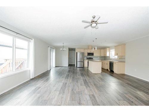 131-11850 84 Avenue, Grande Prairie, AB - Indoor Photo Showing Kitchen