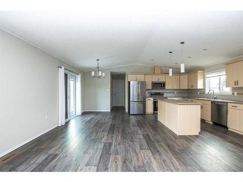 131-11850 84 Avenue, Grande Prairie, AB - Indoor Photo Showing Kitchen