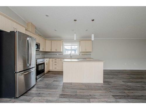 131-11850 84 Avenue, Grande Prairie, AB - Indoor Photo Showing Kitchen