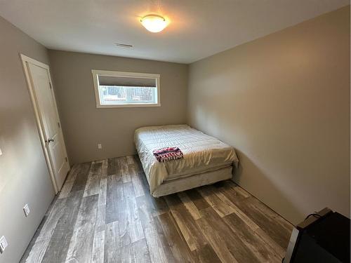 222 Range Road, Rural Northern Lights, County Of, AB - Indoor Photo Showing Bedroom