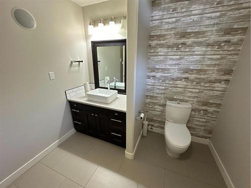 222 Range Road, Rural Northern Lights, County Of, AB - Indoor Photo Showing Bathroom