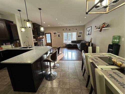 222 Range Road, Rural Northern Lights, County Of, AB - Indoor Photo Showing Kitchen With Upgraded Kitchen